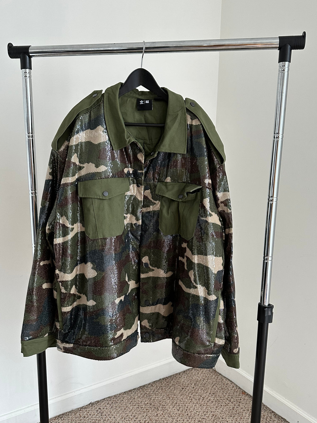 USADO - Chaqueta IV x Adidas Collab