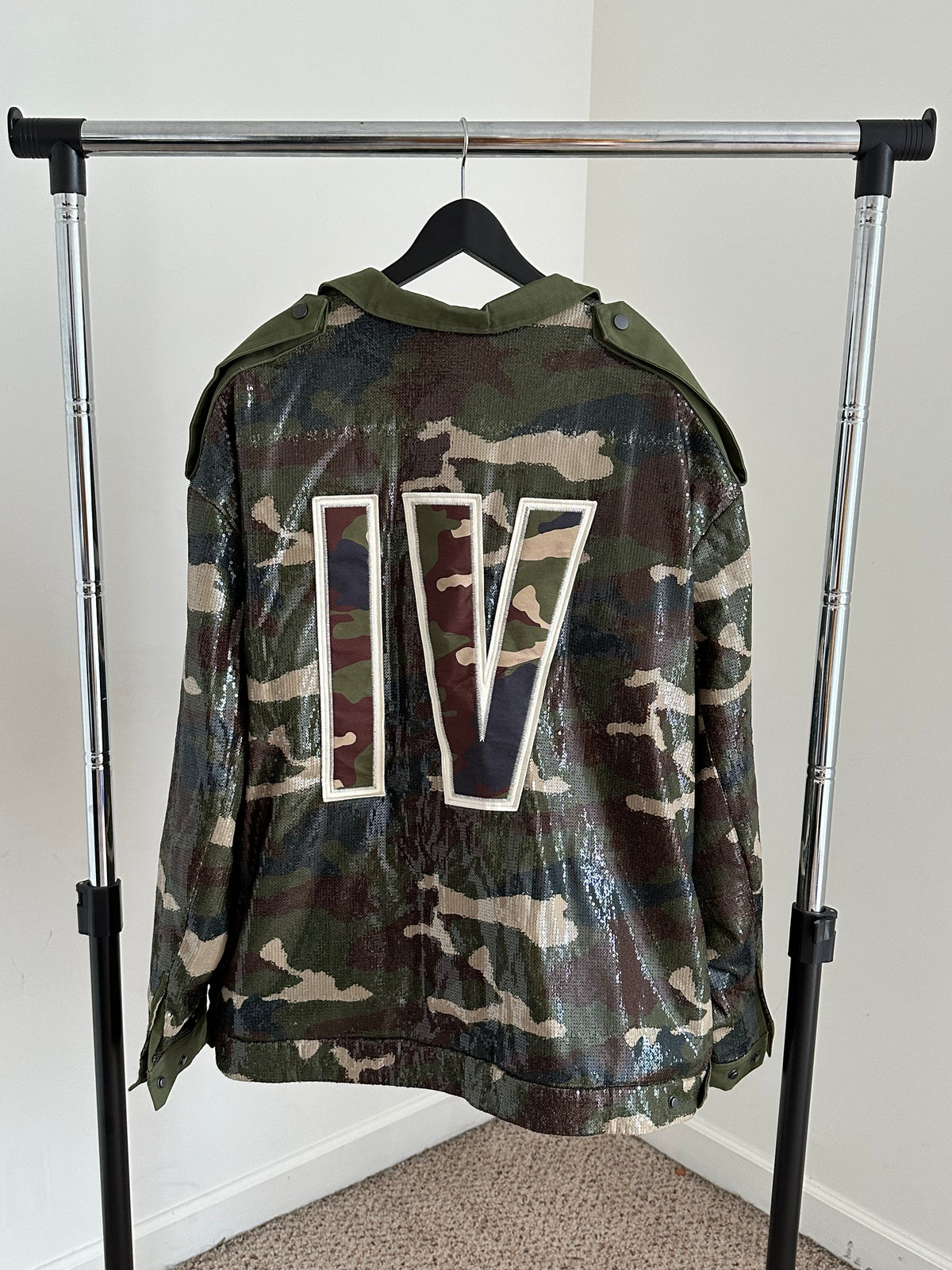 USADO - Chaqueta IV x Adidas Collab